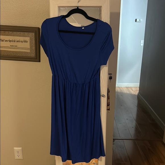 Elegant Blue Dress - Picture 1 of 7